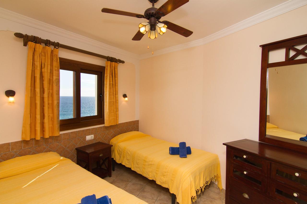 Carabeo 72 Menyber Apartamento Nerja Exterior foto
